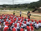 中城公園に到着！先生の指示を聞きます