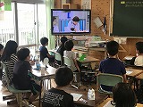 DVDを見て学びます