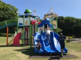 朝から公園で元気いっぱいの子ども達