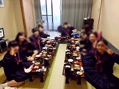 今日の活動に備えて栄養補給！
