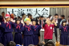一応，ぼかしを入れました。